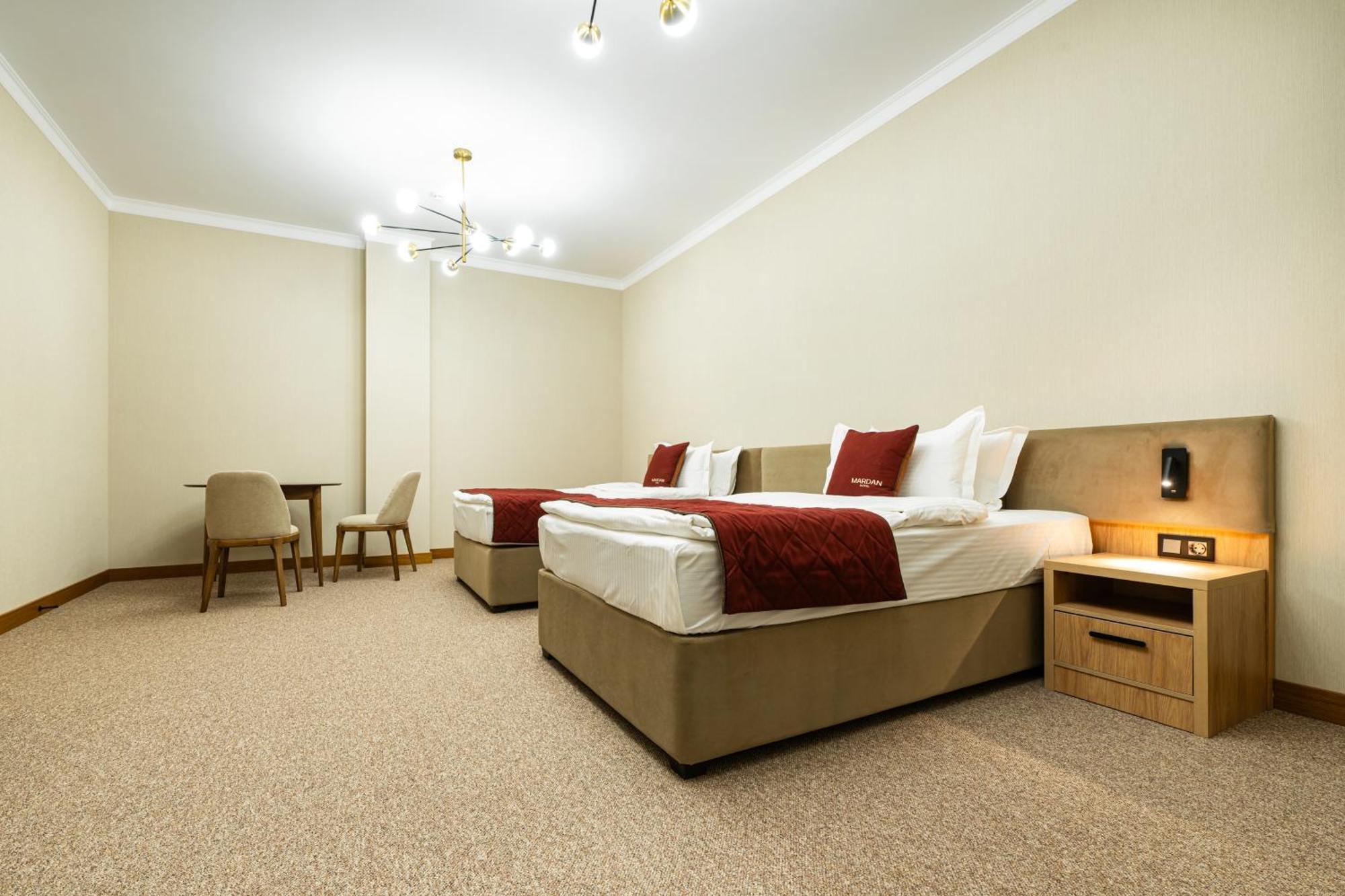 Mardan Hotel Schymkent Exterior foto